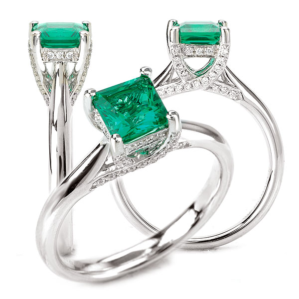 Anel Turmalina Verde com Diamantes